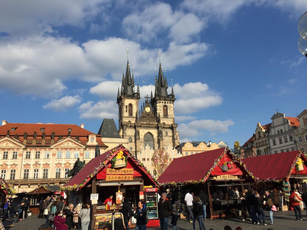 Old Town Apartments Prag Rum bild