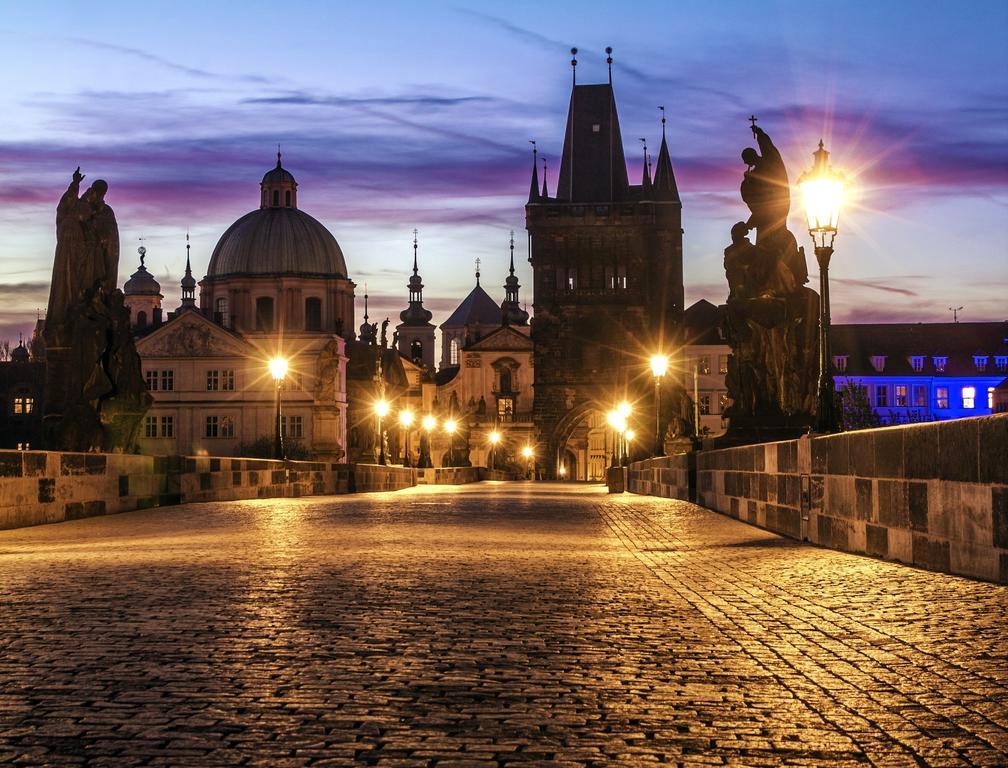Old Town Apartments Prag Exteriör bild